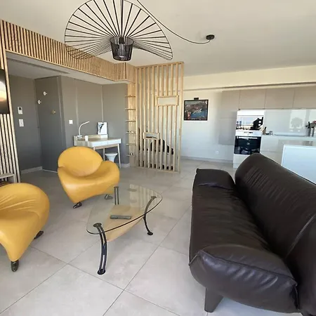 4 Etoiles Avec Wifi Et Parking, A Deux Pas De La - Fr-1-696-128 Apartmán *