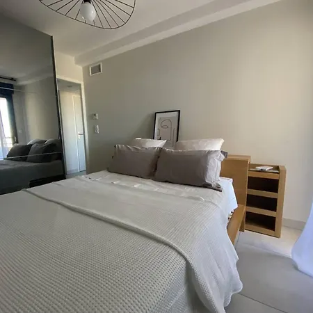 4 Etoiles Avec Wifi Et Parking, A Deux Pas De La - Fr-1-696-128 * Canet-en-Roussillon