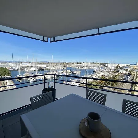 Apartment 4 Etoiles Avec Wifi Et Parking, A Deux Pas De La - Fr-1-696-128